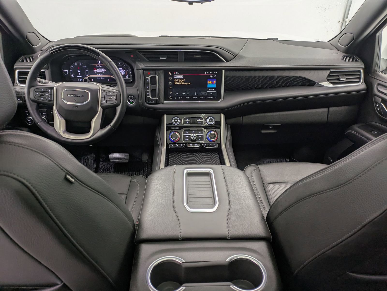 Thumbnail: 2024 GMC Yukon - 17