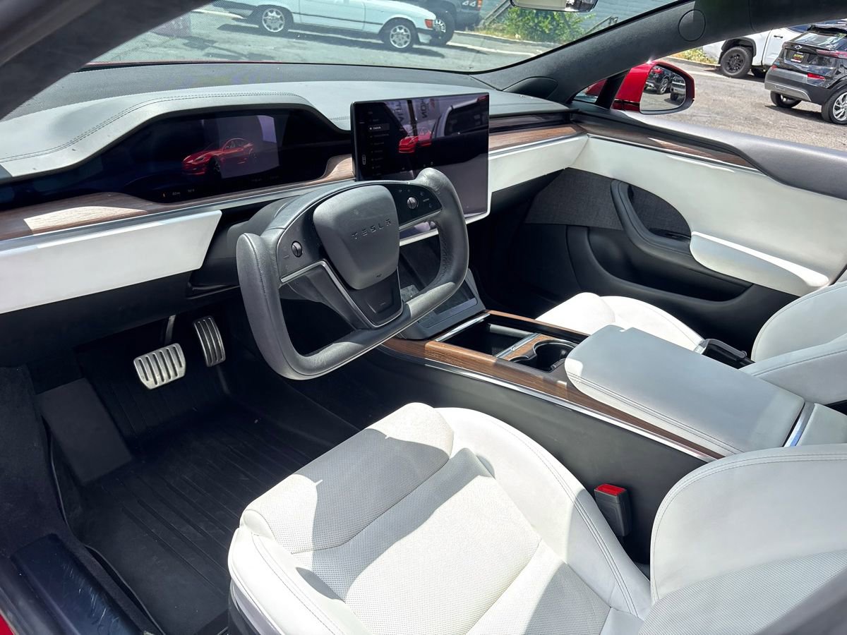 Thumbnail: 2022 Tesla Model S - 6