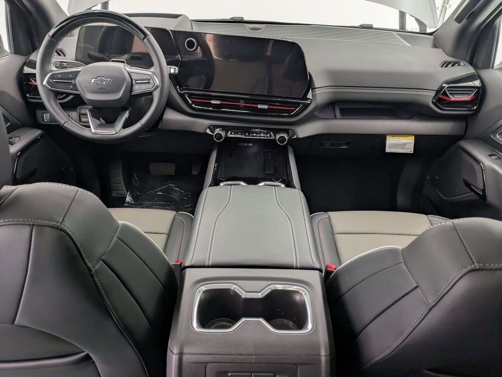 Thumbnail: 2026 Chevrolet Silverado EV - 16