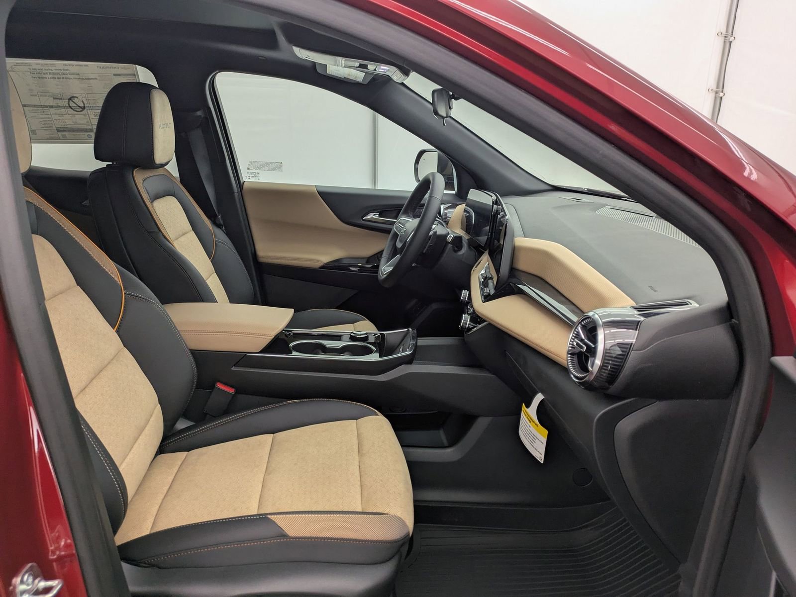 Thumbnail: 2026 Chevrolet Equinox - 23