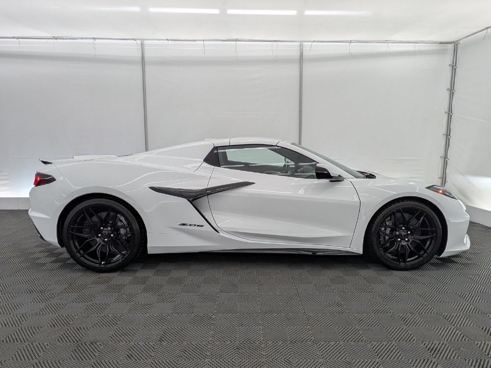 2025 Chevrolet Corvette 3LZ - Photo 7