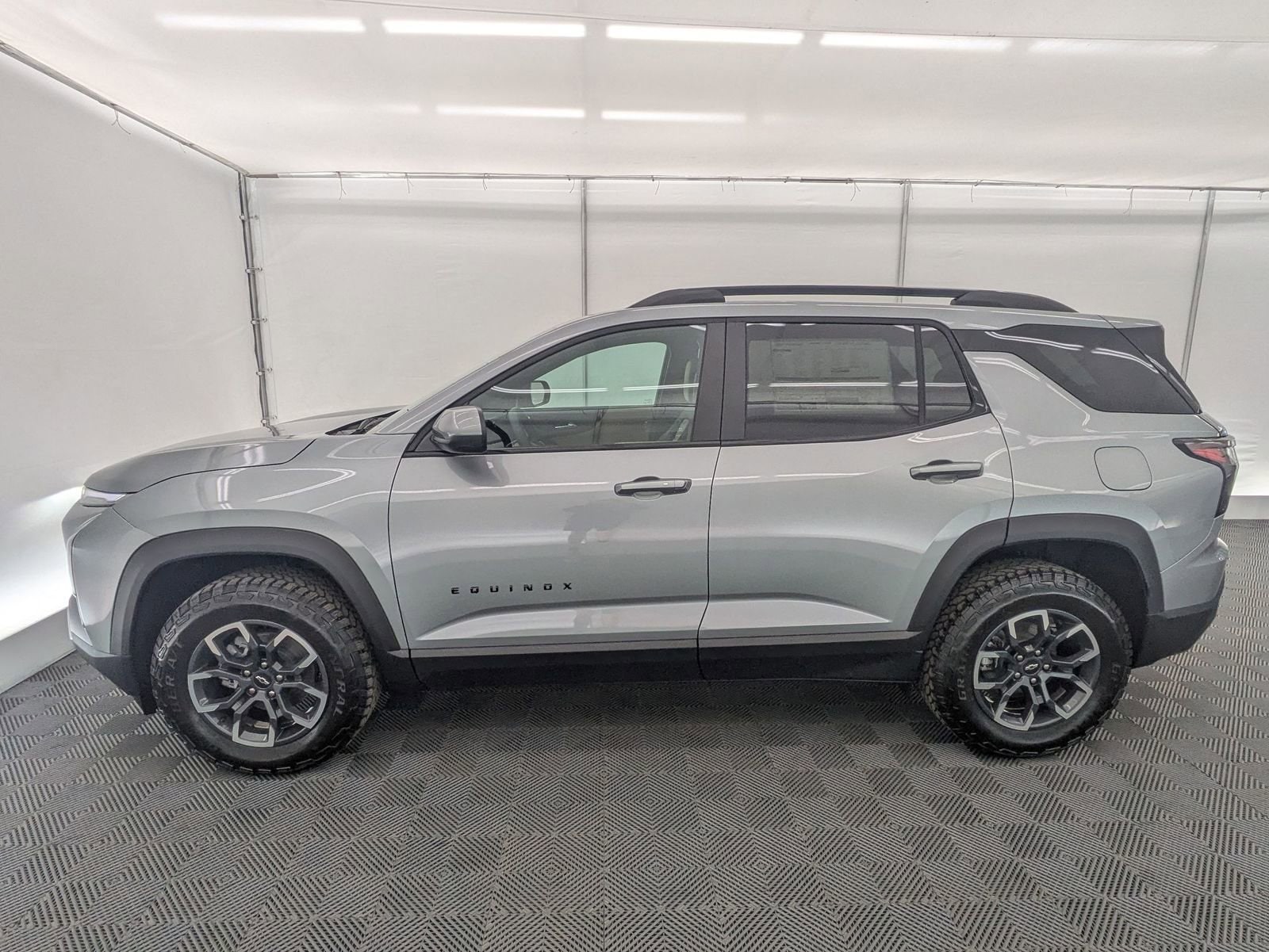 Thumbnail: 2026 Chevrolet Equinox - 3
