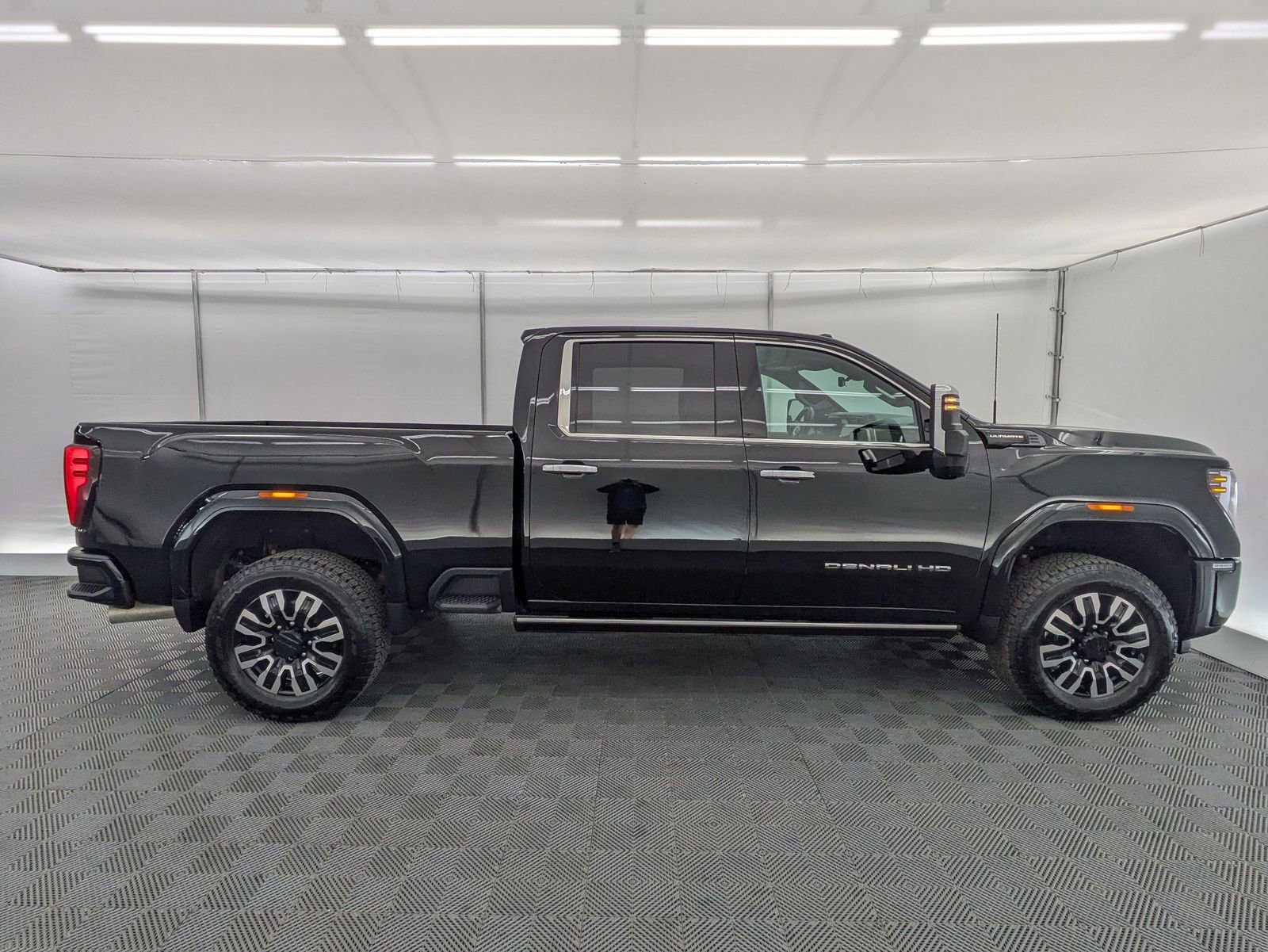 Thumbnail: 2025 GMC Sierra 3500 - 6