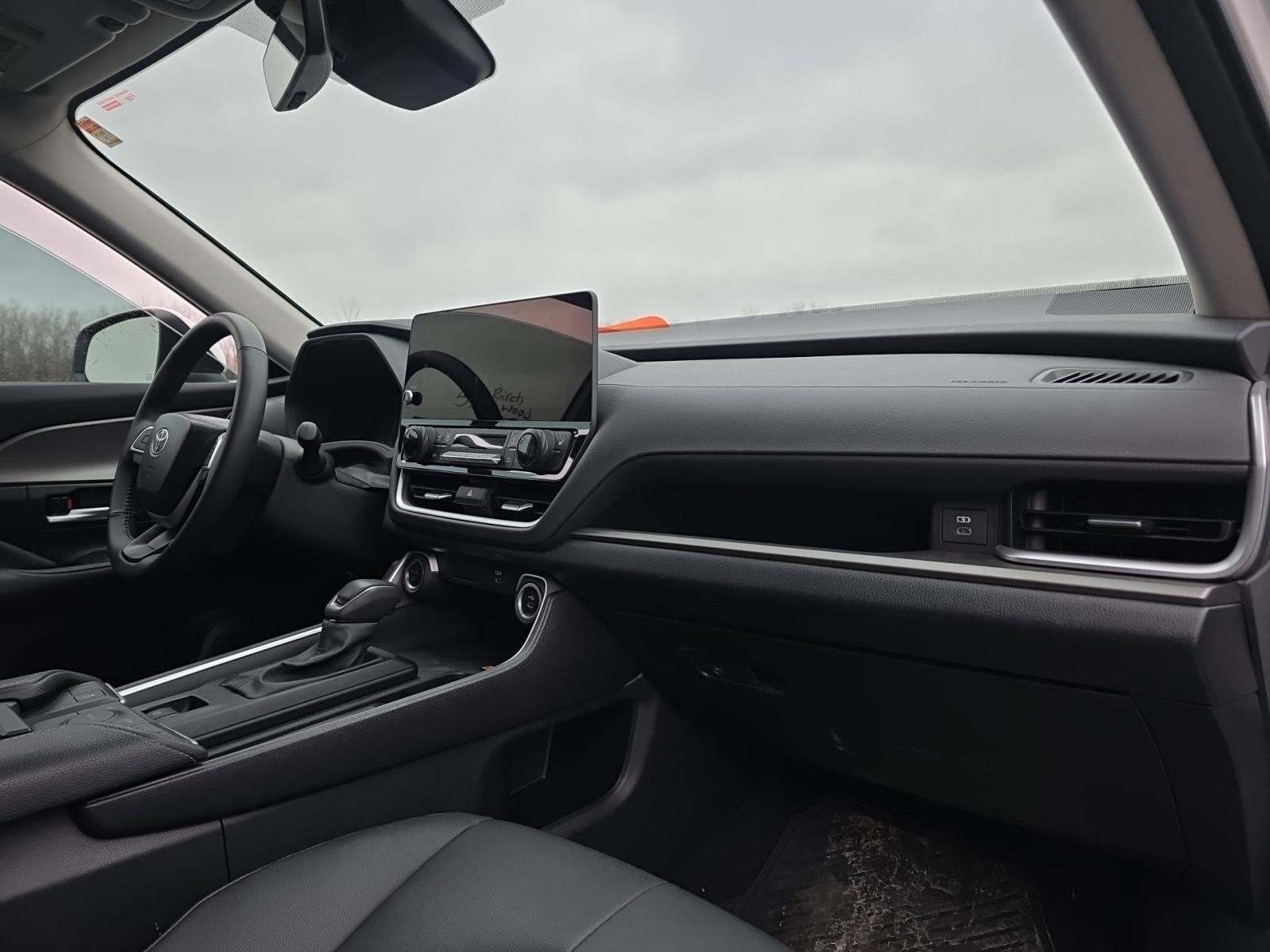 Thumbnail: 2024 Toyota Grand Highlander - 2