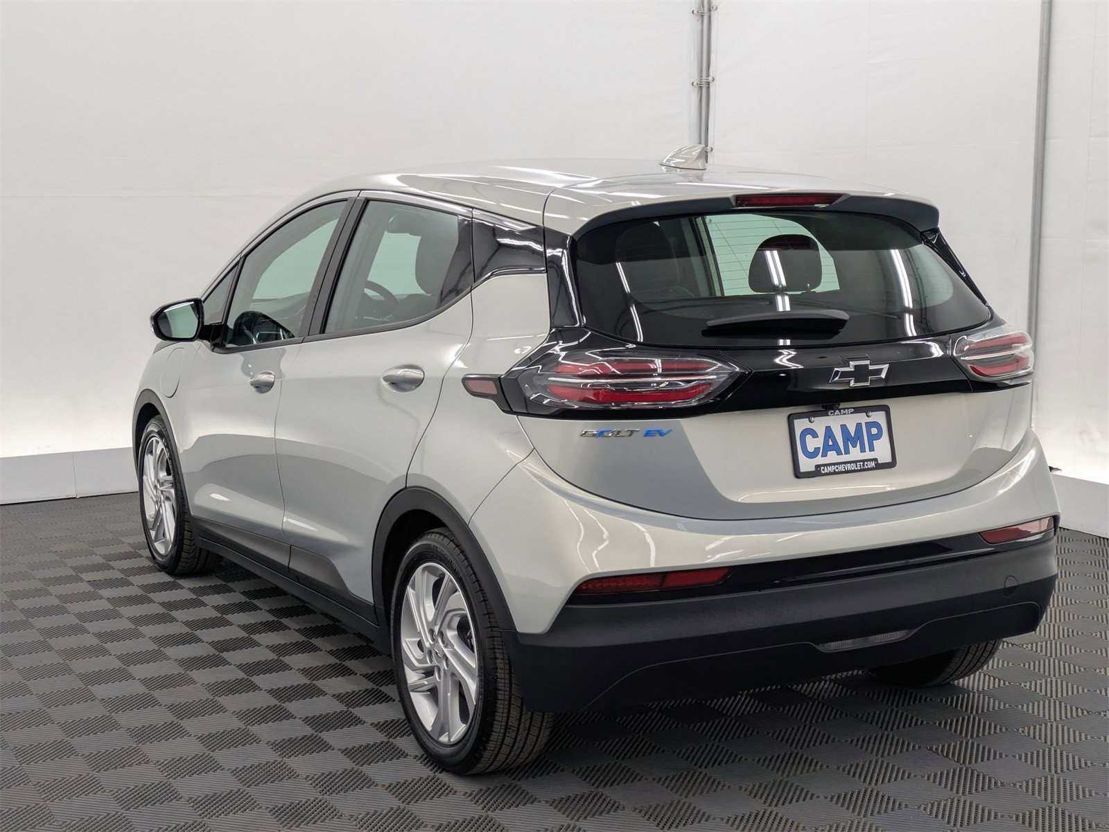 Thumbnail: 2022 Chevrolet Bolt EV - 3