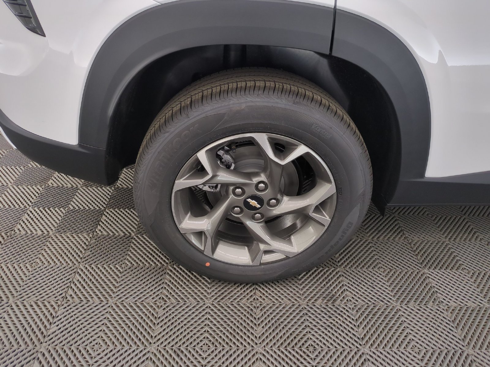 2026 Chevrolet Trax LT - Photo 12