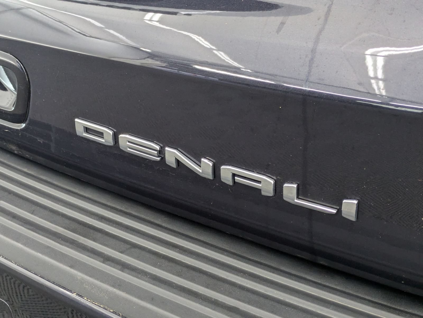 Thumbnail: 2023 GMC Yukon - 12