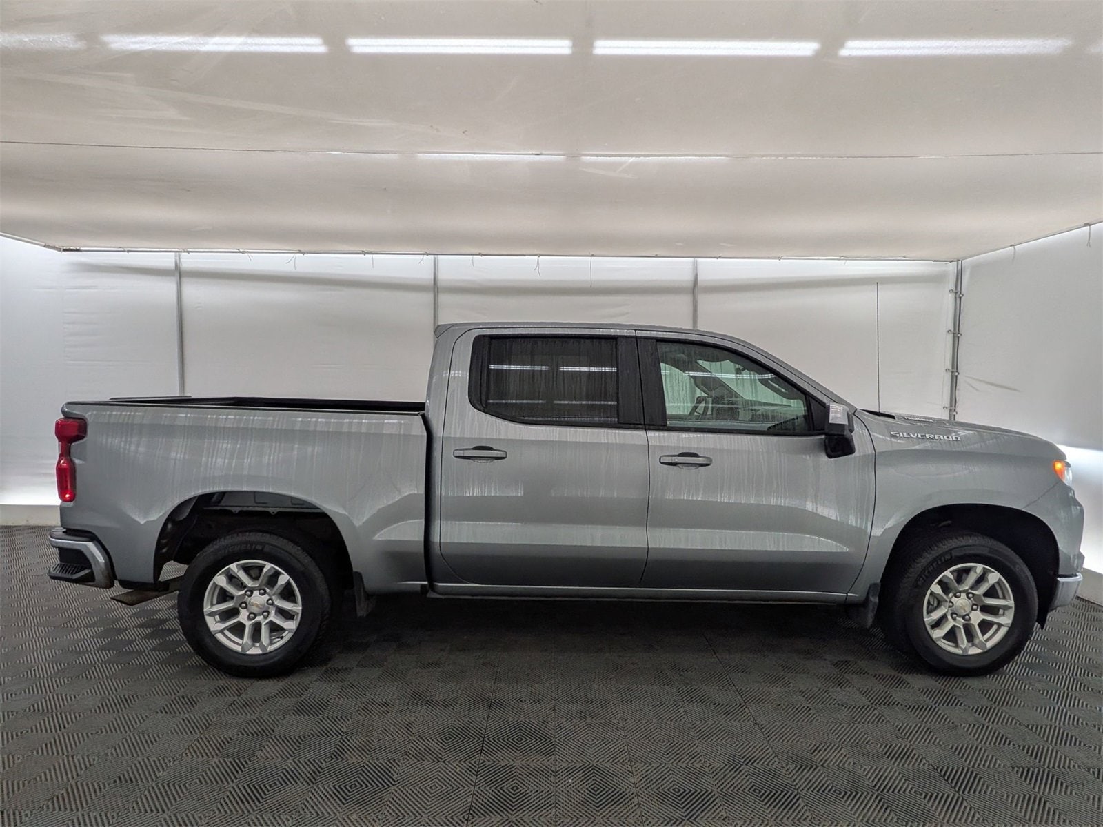 Thumbnail: 2025 Chevrolet Silverado 1500 - 7