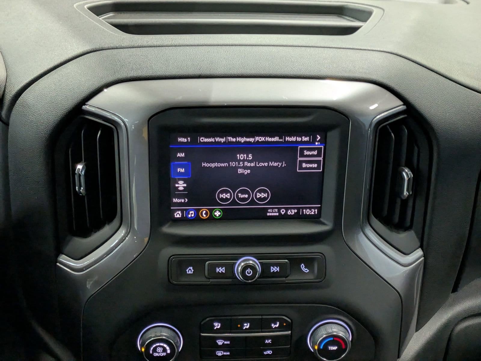 Thumbnail: 2023 Chevrolet Silverado 1500 - 26