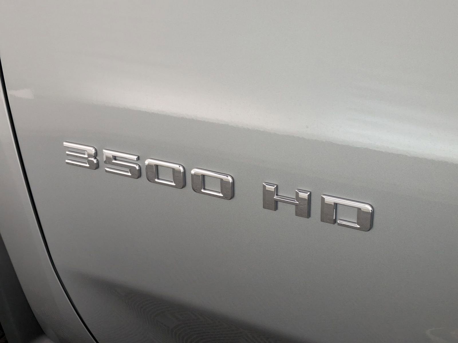 2025 Chevrolet Silverado 3500 HD LTZ - Photo 11