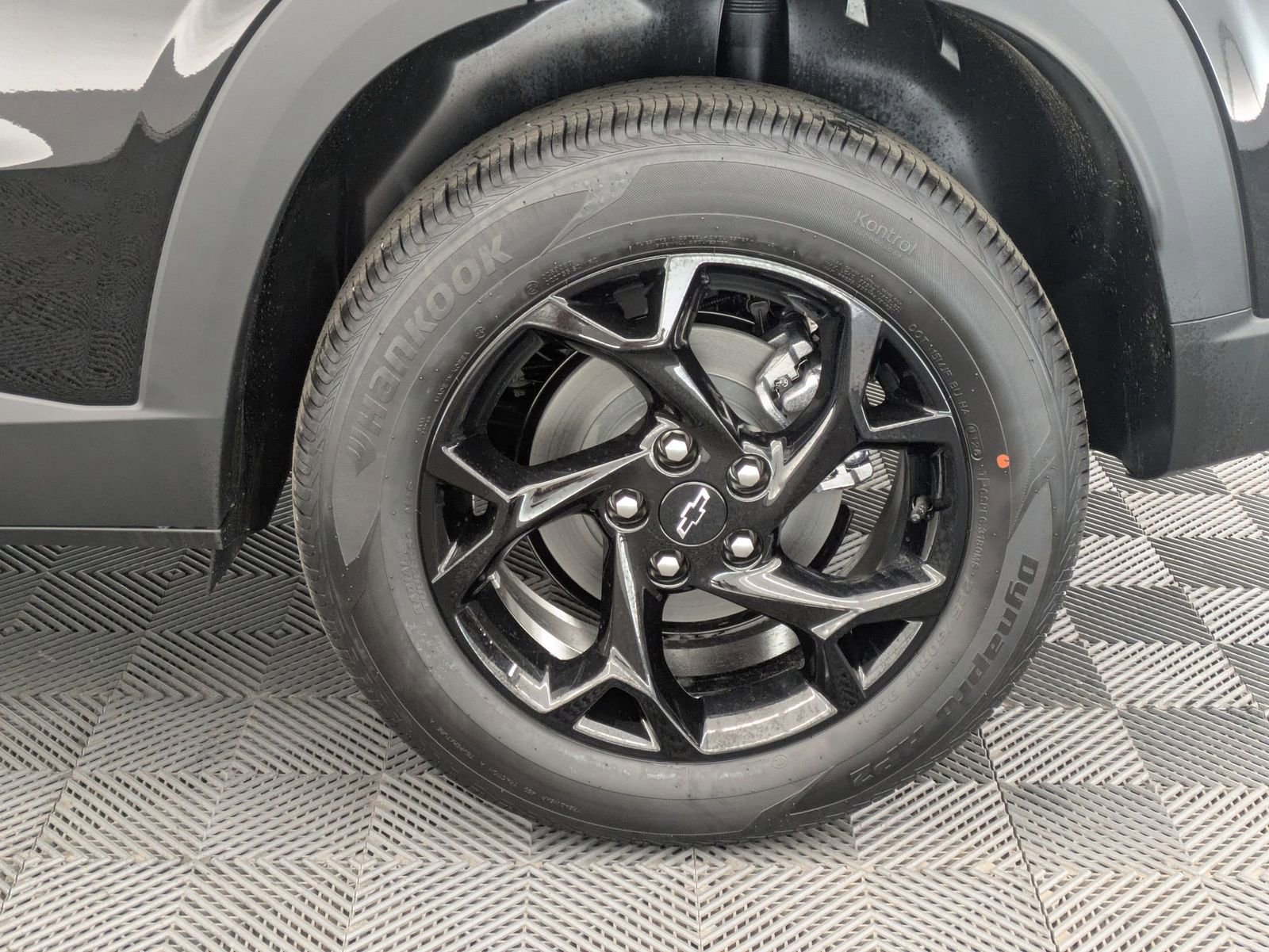 2026 Chevrolet Trax LT - Photo 14