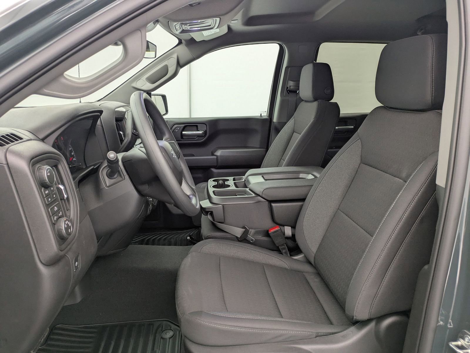 Thumbnail: 2026 Chevrolet Silverado 1500 - 19