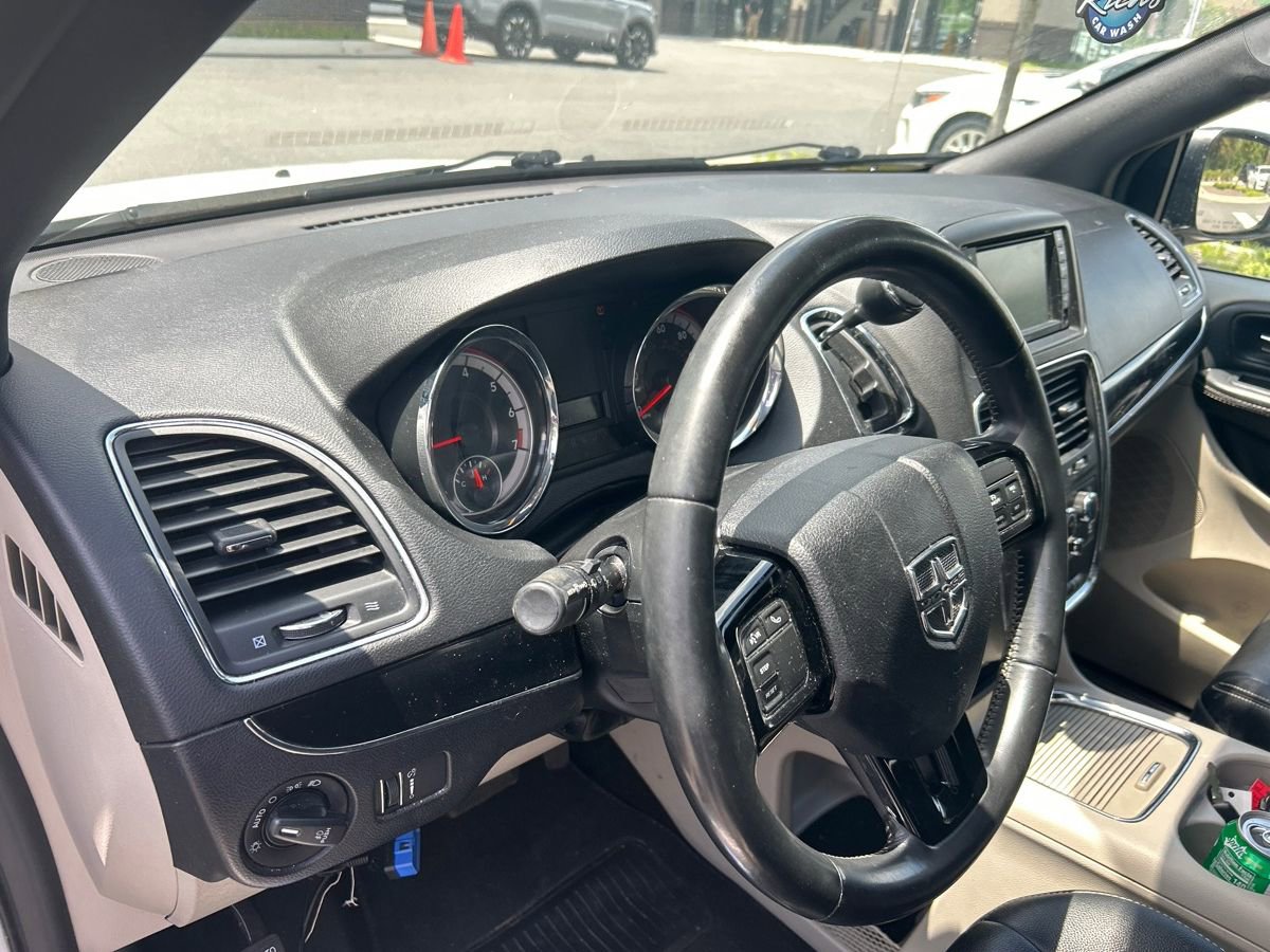 Thumbnail: 2018 Dodge Grand Caravan - 6