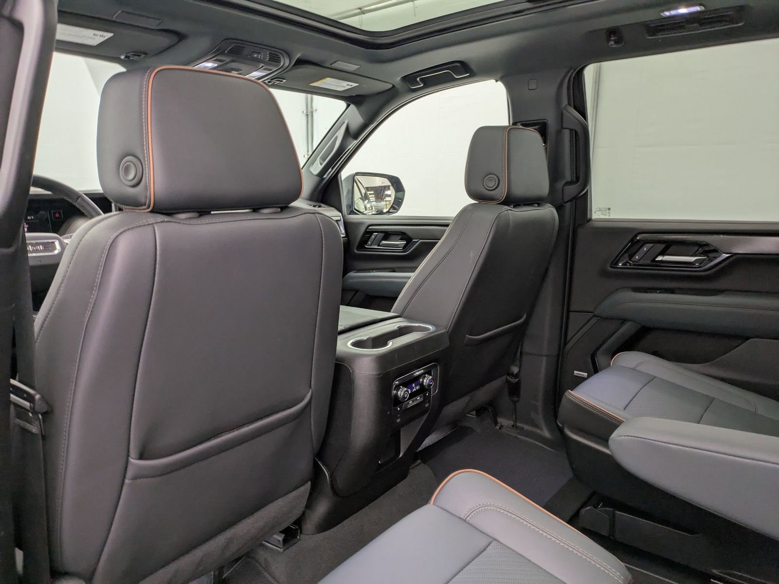 Thumbnail: 2025 GMC Yukon - 18