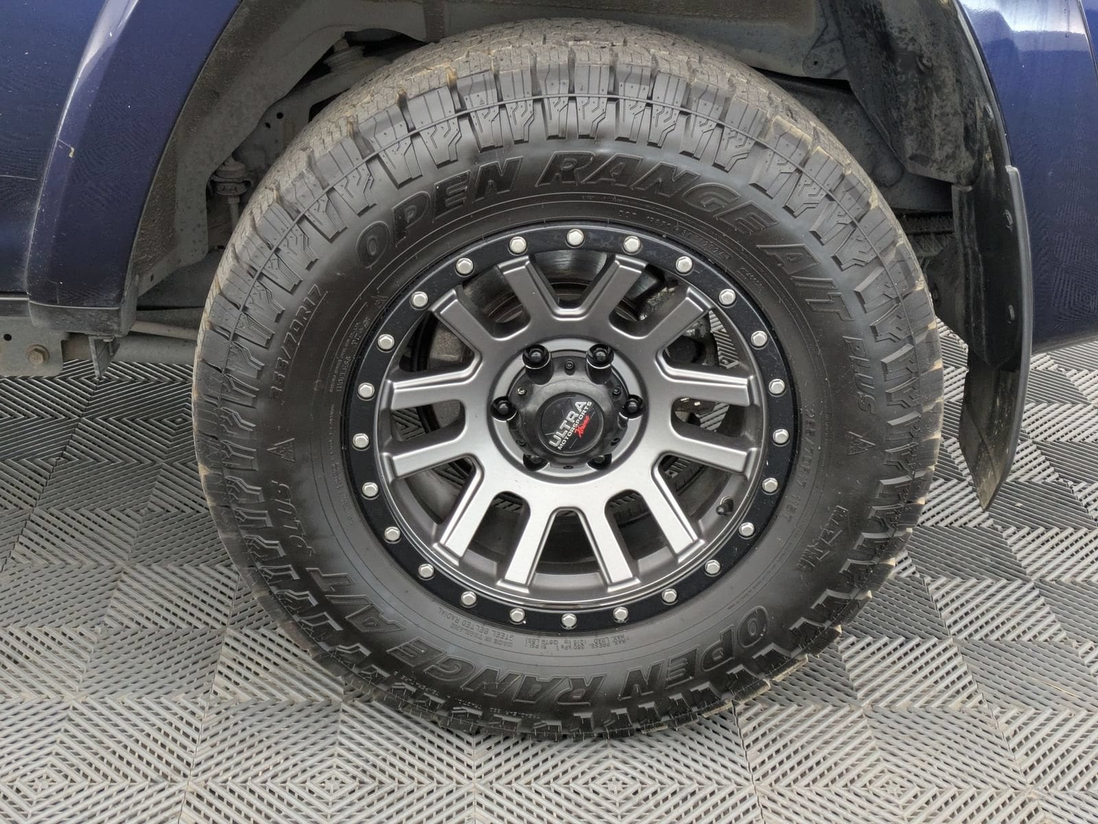 Thumbnail: 2016 Toyota 4Runner - 13