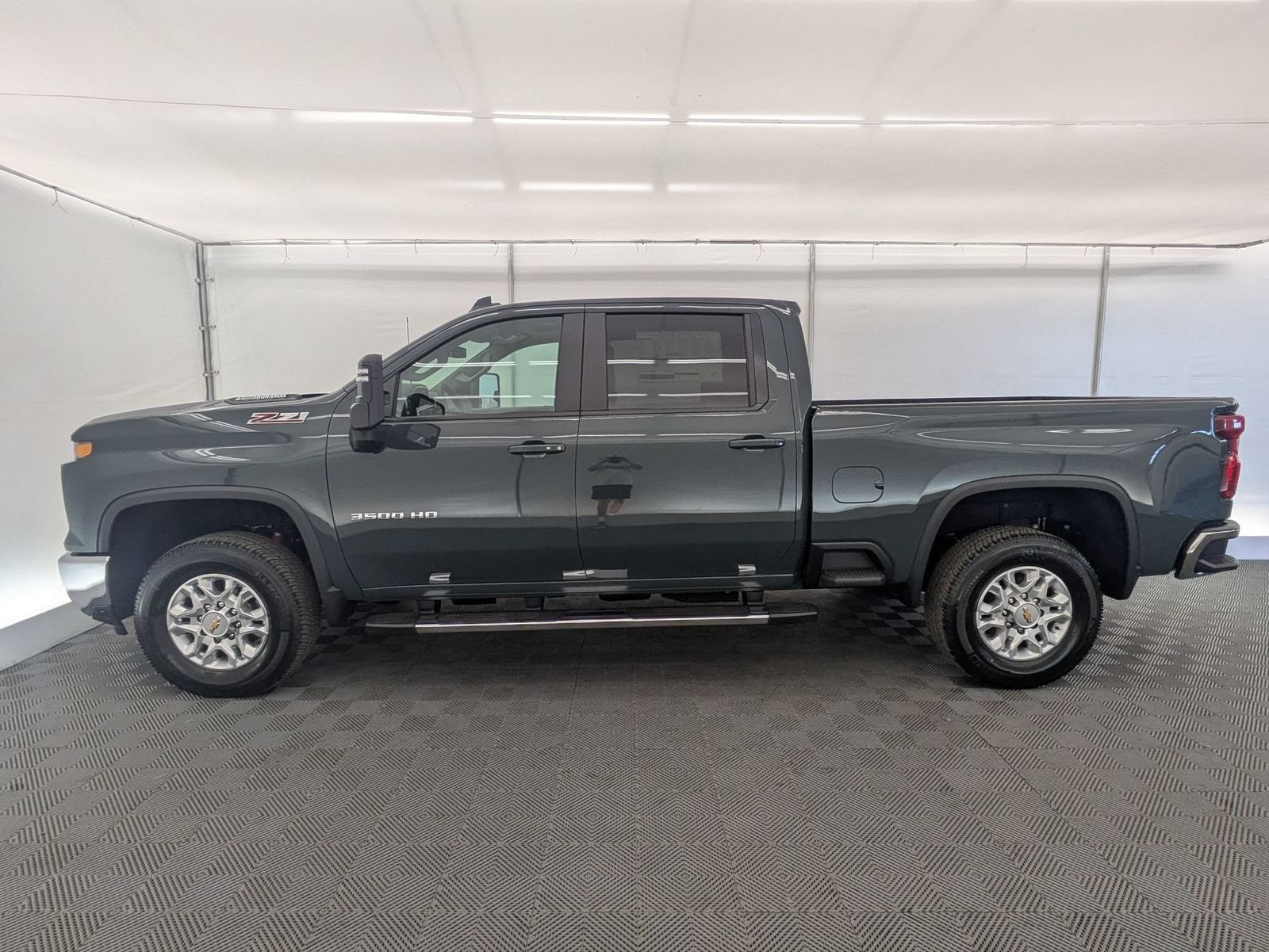 Thumbnail: 2026 Chevrolet Silverado 3500 - 3