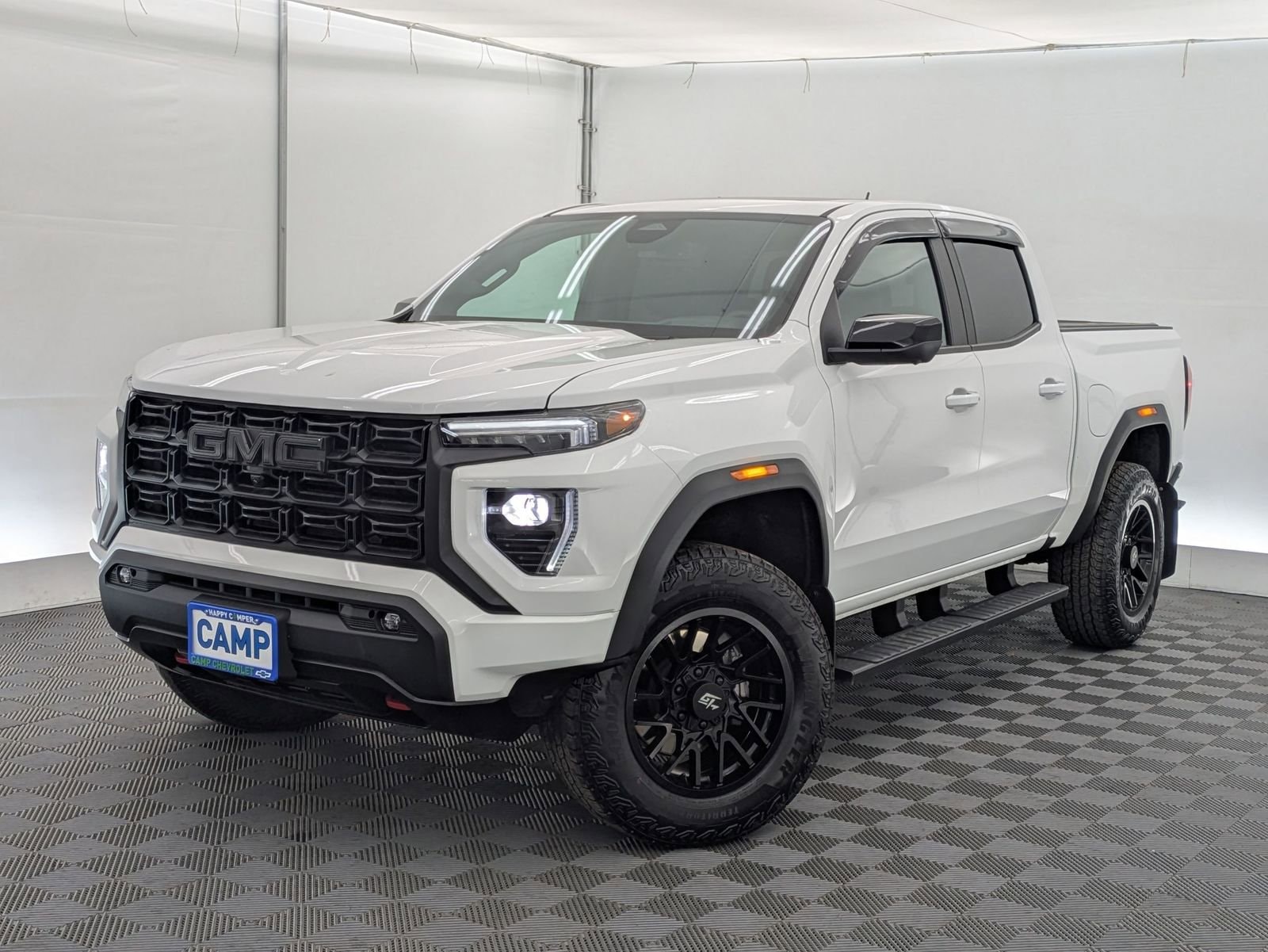 2024 GMC Canyon AT4 4WD Crew Cab Short Box's photo