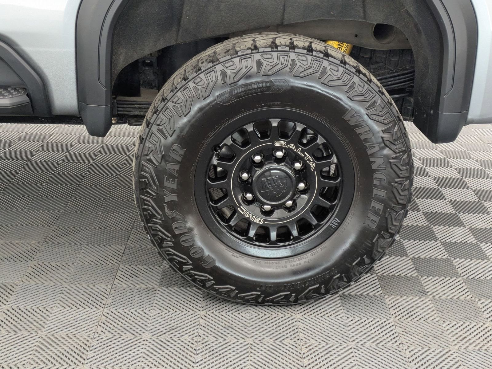 Thumbnail: 2024 GMC Sierra 2500 - 15