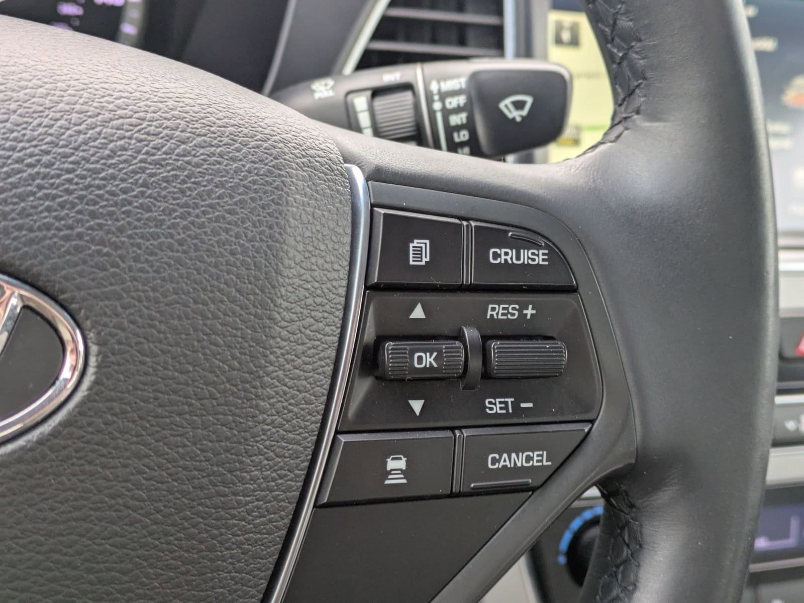 Thumbnail: 2016 Hyundai Sonata - 26