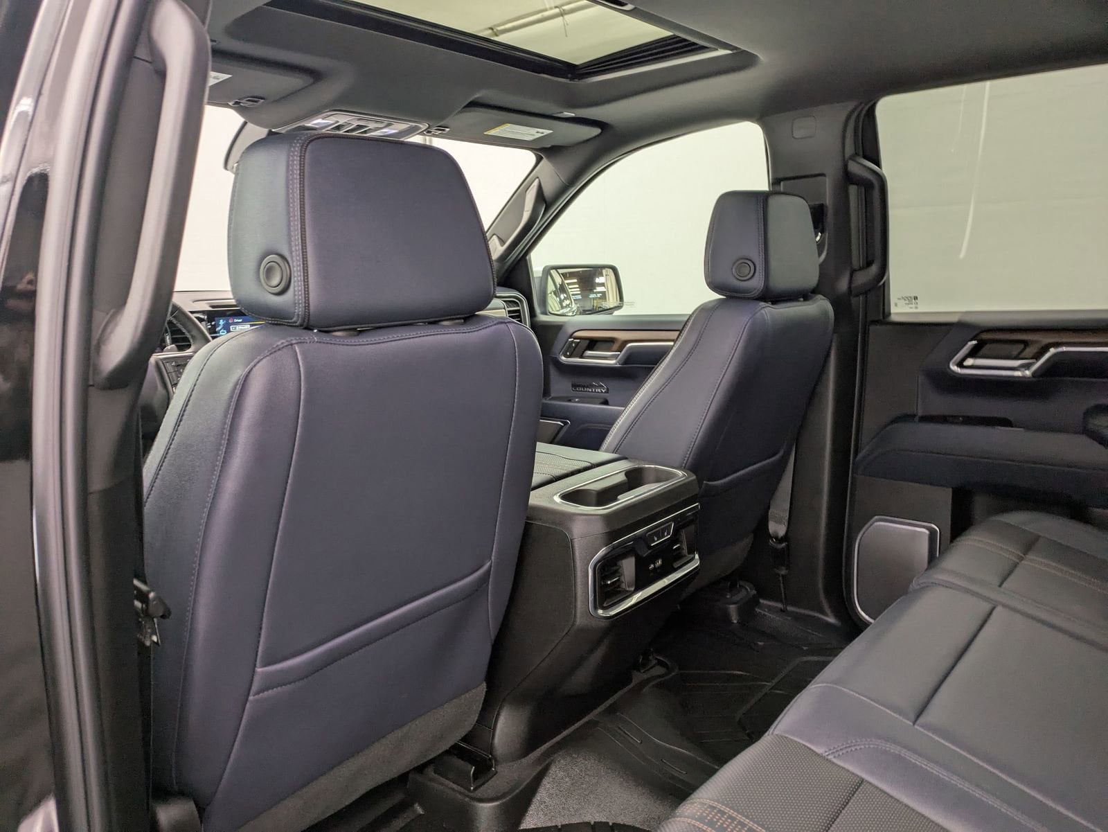 Thumbnail: 2024 Chevrolet Silverado 1500 - 19