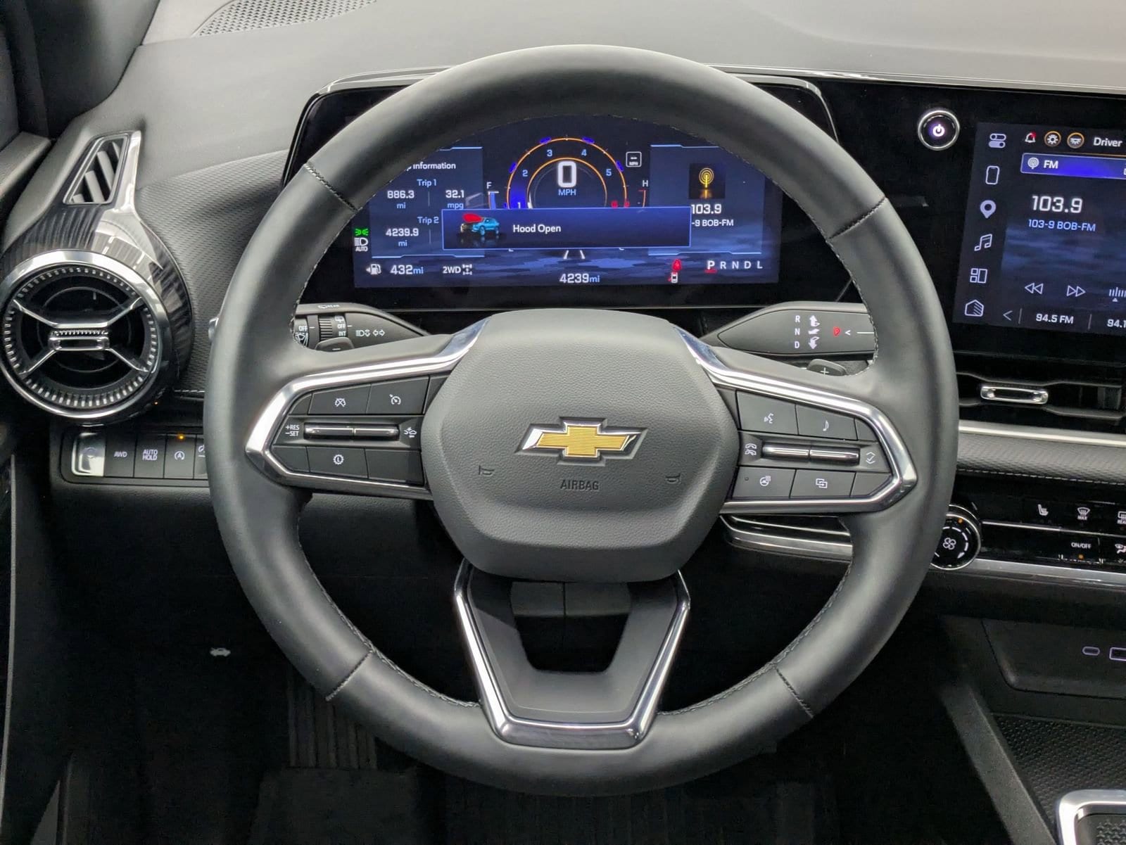 Thumbnail: 2026 Chevrolet Equinox - 22
