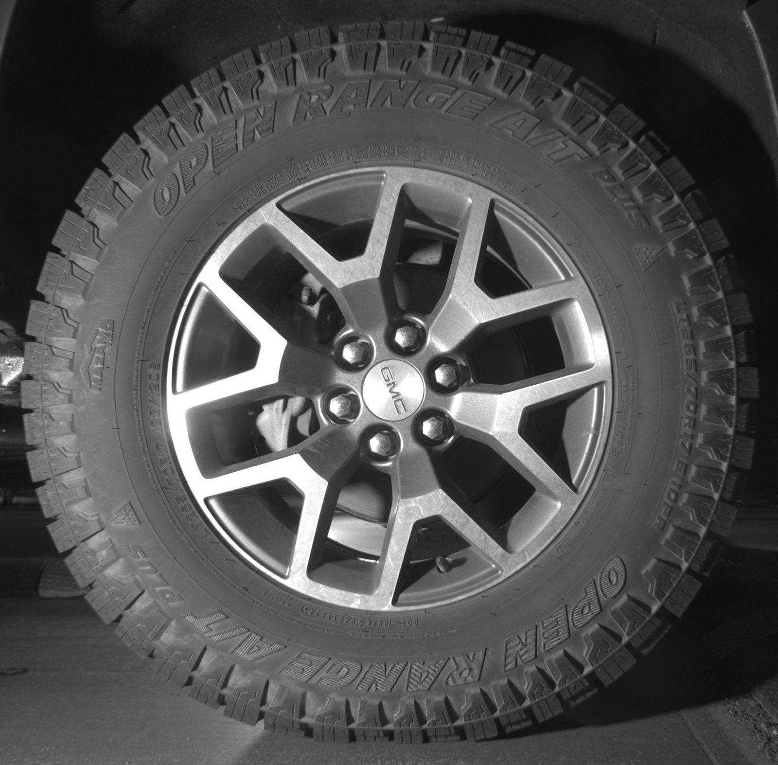 Thumbnail: 2018 GMC Canyon - 6