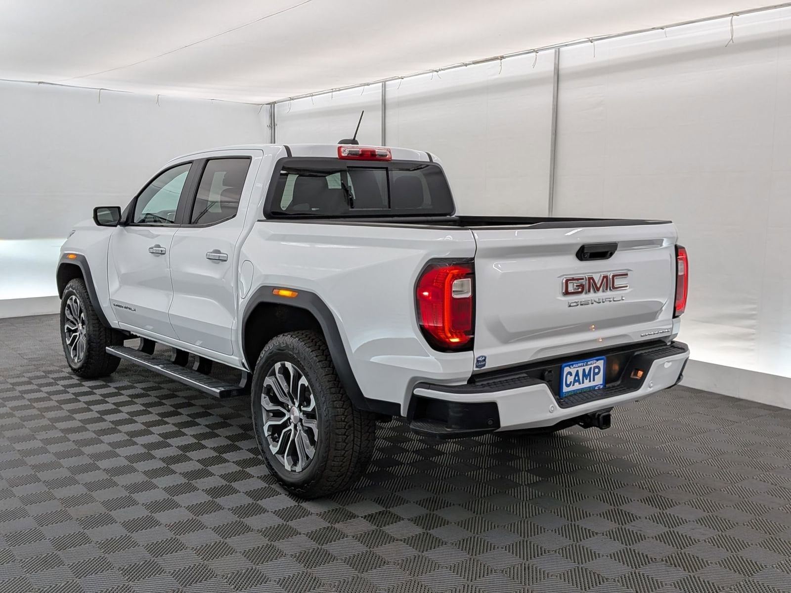 Thumbnail: 2024 GMC Canyon - 3
