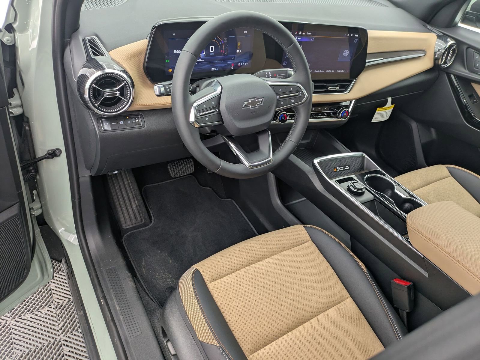 Thumbnail: 2026 Chevrolet Equinox - 2
