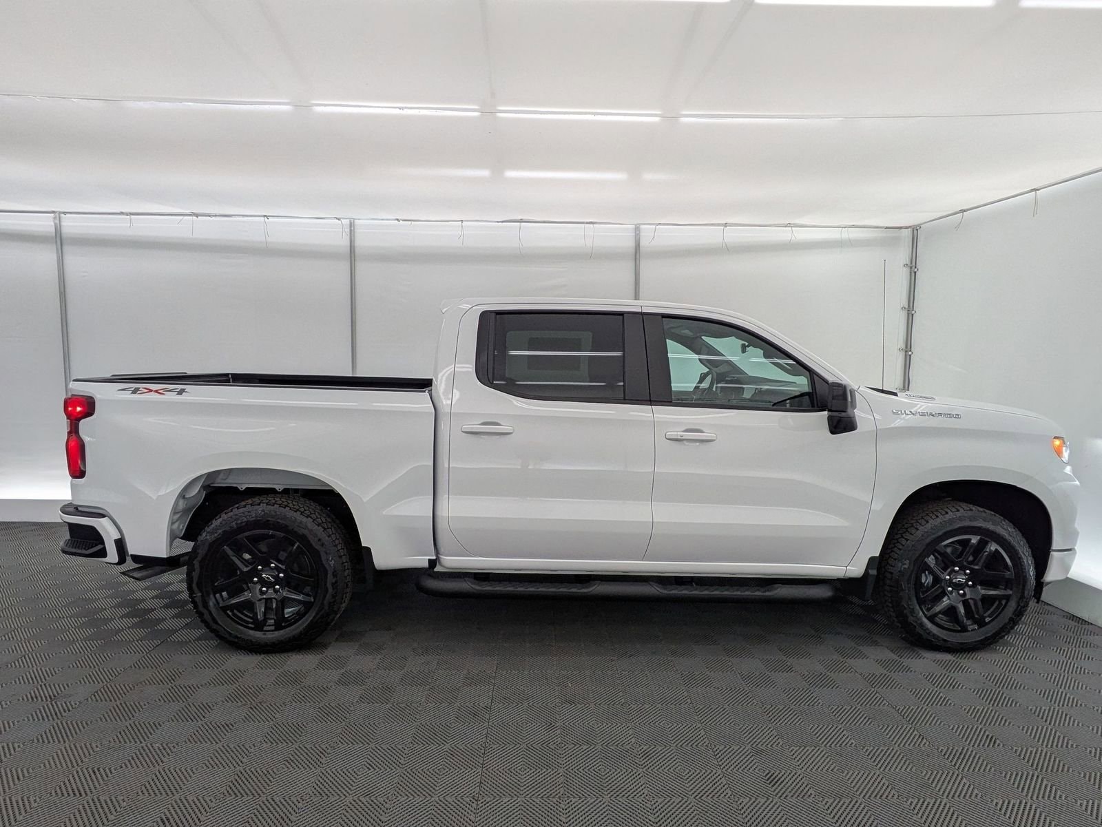 Thumbnail: 2026 Chevrolet Silverado 1500 - 7