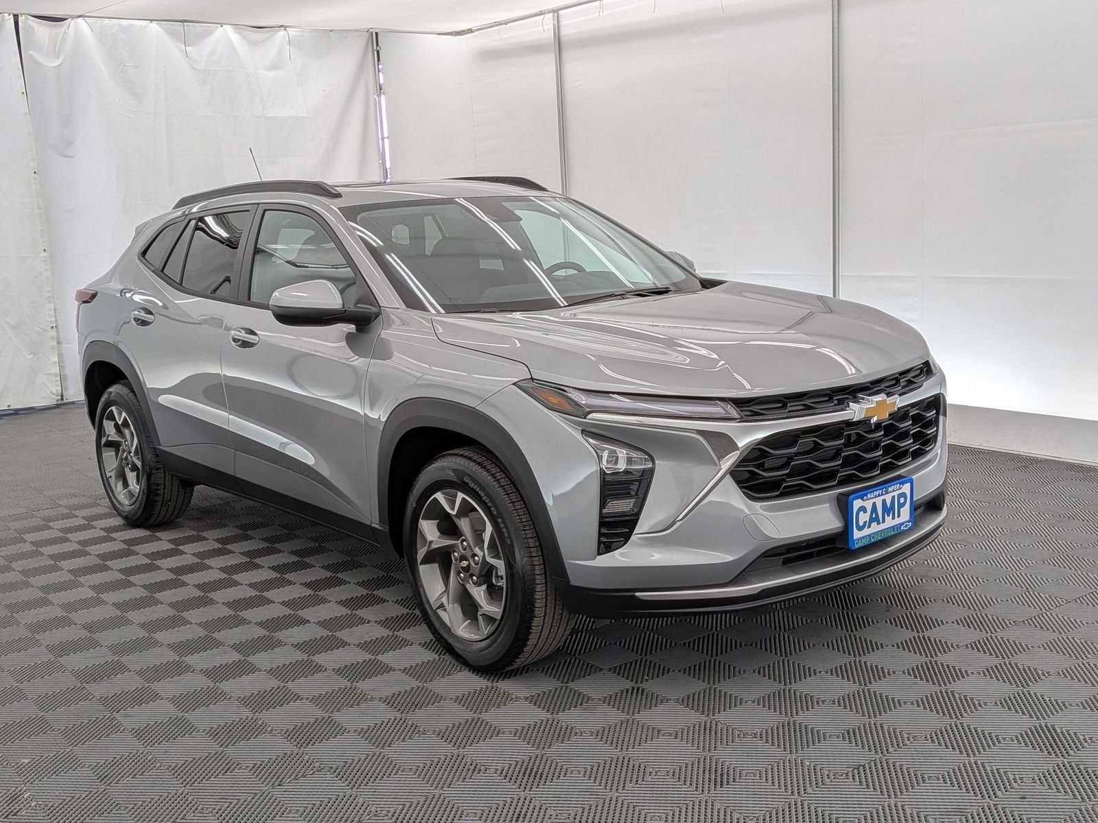 Thumbnail: 2026 Chevrolet Trax - 8