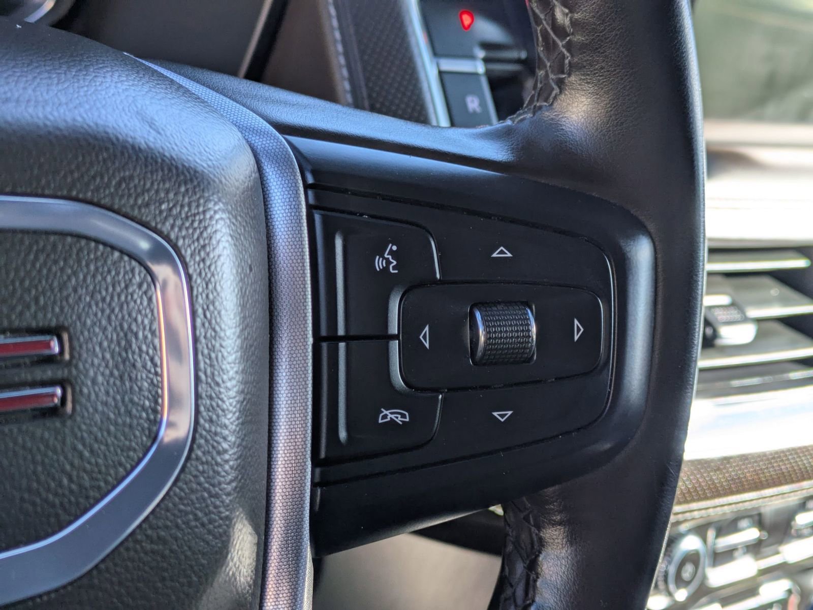 Thumbnail: 2024 GMC Yukon XL - 27