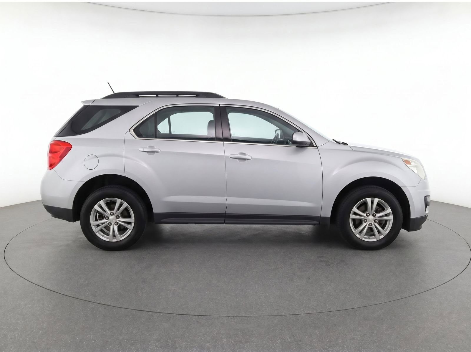 Thumbnail: 2017 Chevrolet Equinox - 5