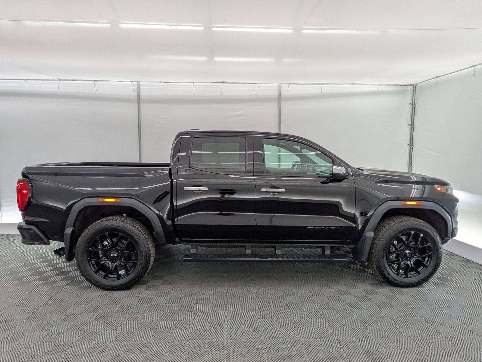 Thumbnail: 2025 GMC Canyon - 7