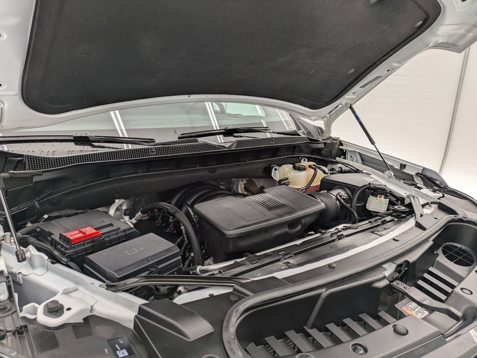 Thumbnail: 2025 Chevrolet Suburban - 12