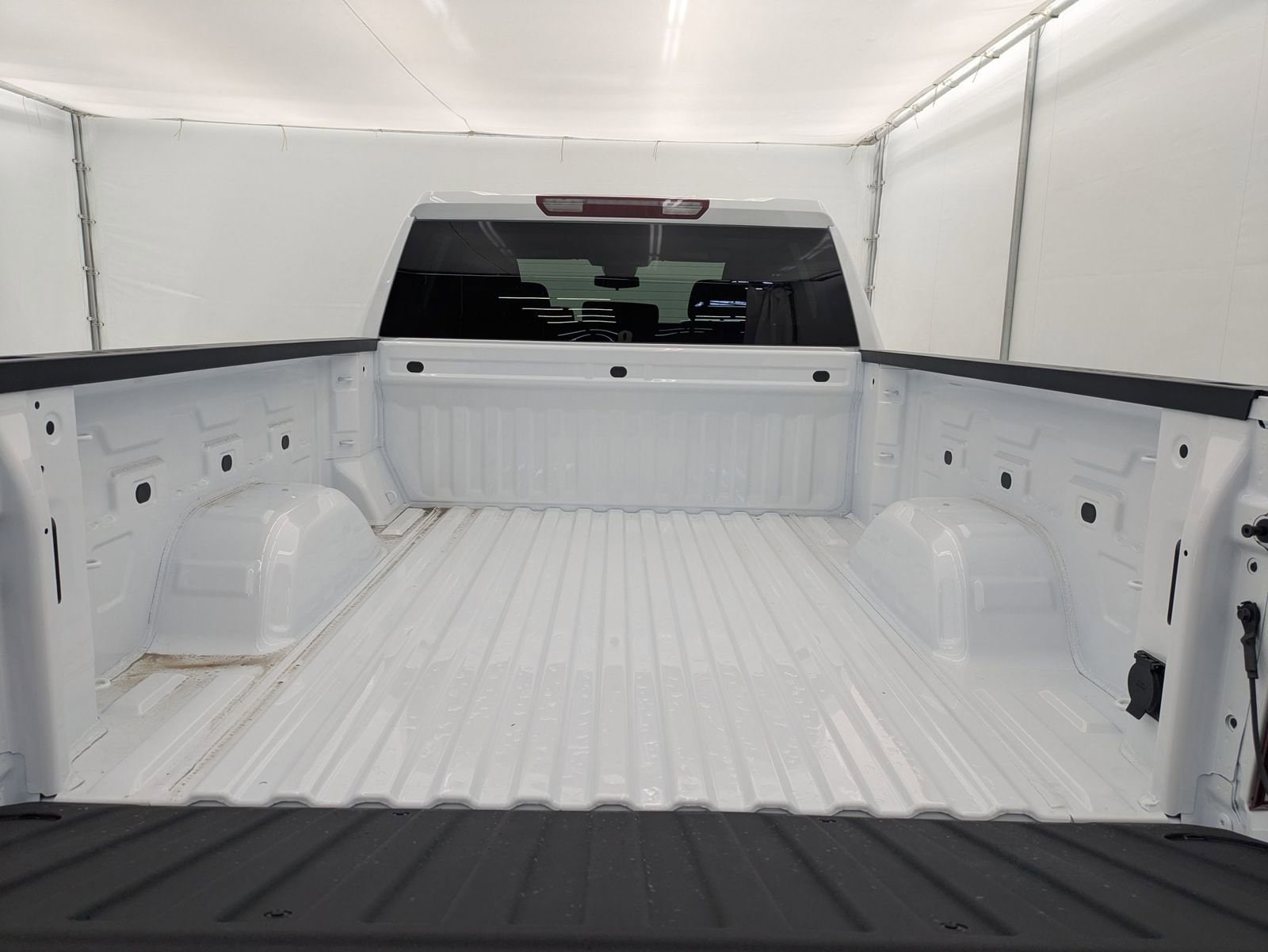 Thumbnail: 2026 Chevrolet Silverado 1500 - 33