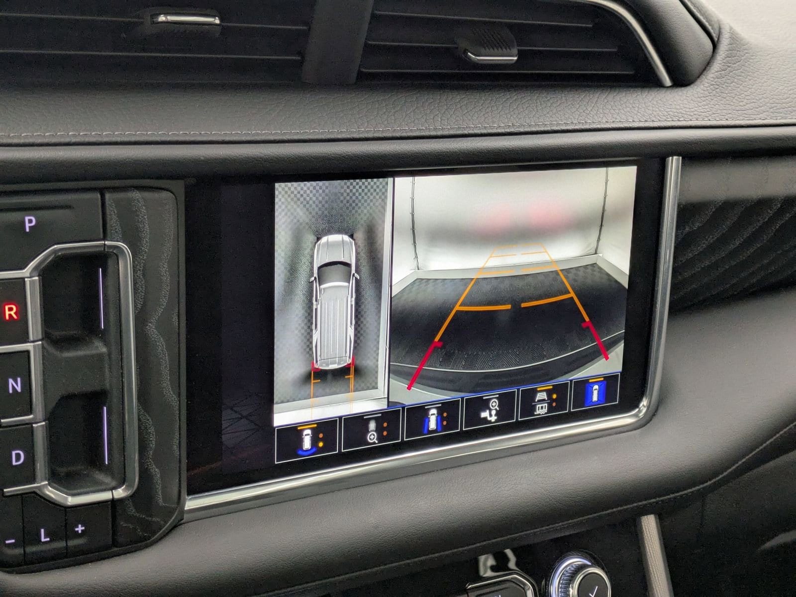 Thumbnail: 2024 GMC Yukon XL - 31