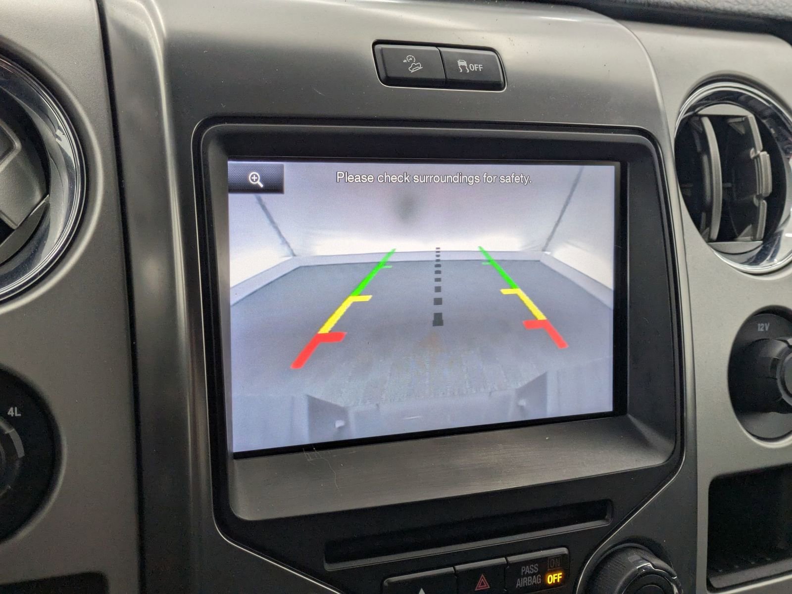 Thumbnail: 2014 Ford F-150 - 29