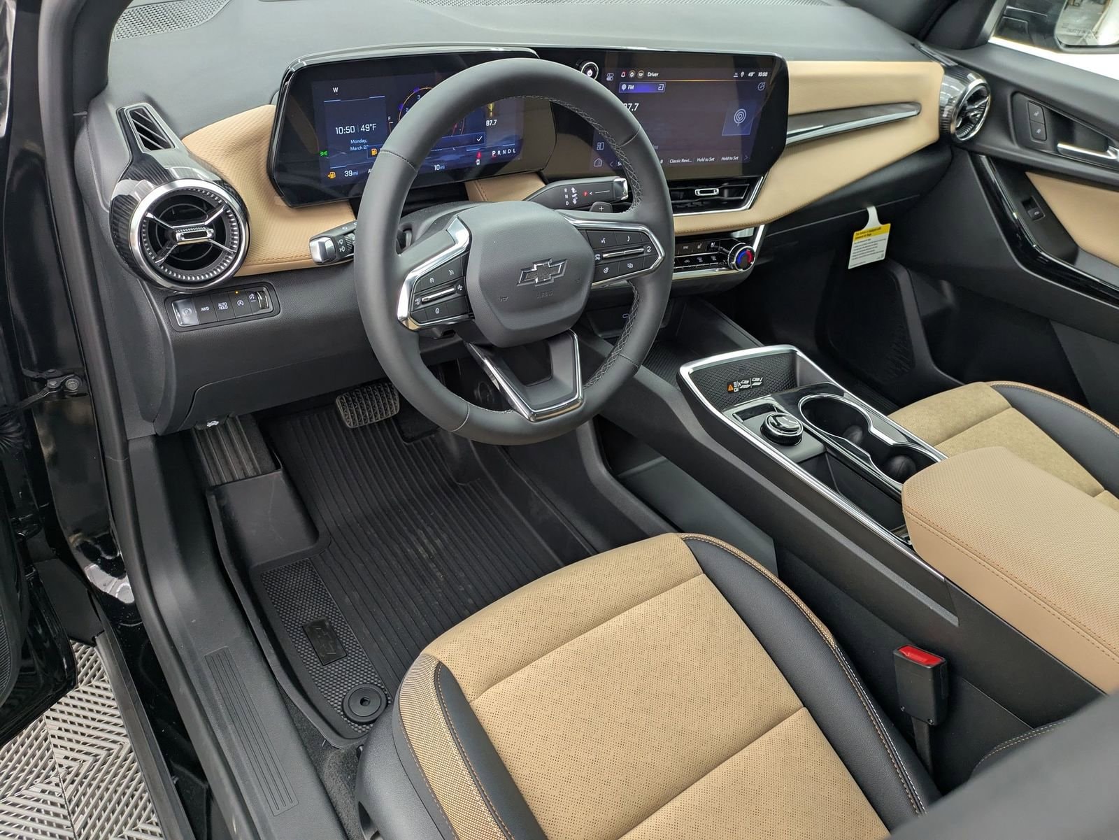 Thumbnail: 2026 Chevrolet Equinox - 2