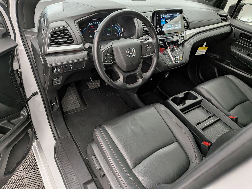 Used 2023 Honda Odyssey Sport