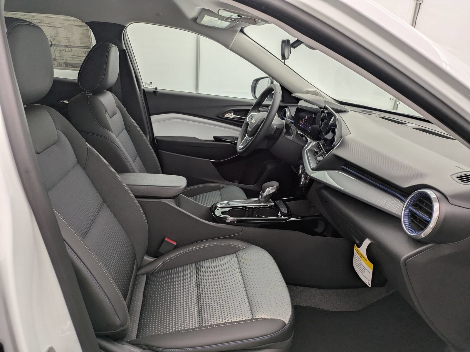 2026 Chevrolet Trax LT - Photo 22