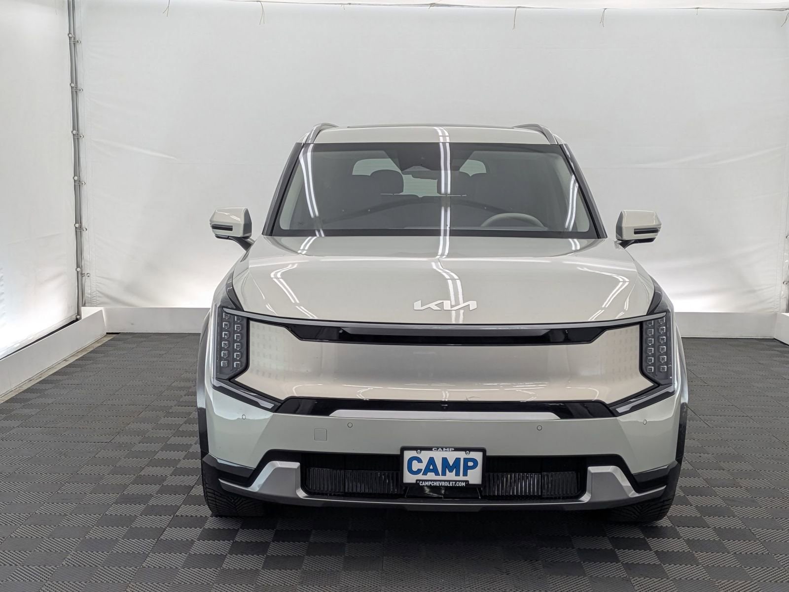 Thumbnail: 2024 Kia EV9 - 9