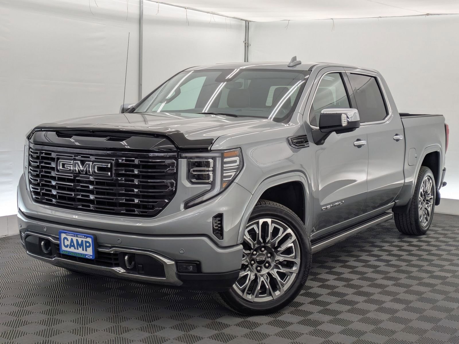 2025 GMC Sierra Denali Ultimate 4WD Crew Cab Short Box's photo