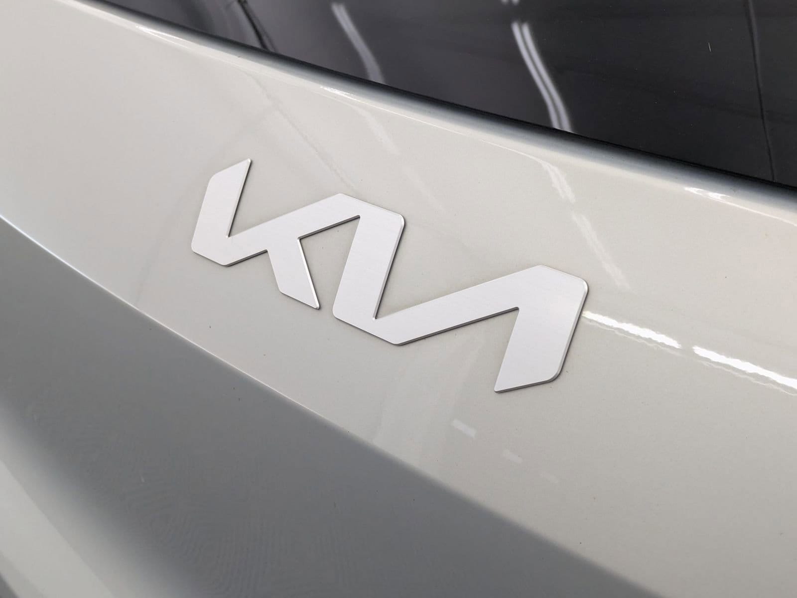 Thumbnail: 2024 Kia EV9 - 11