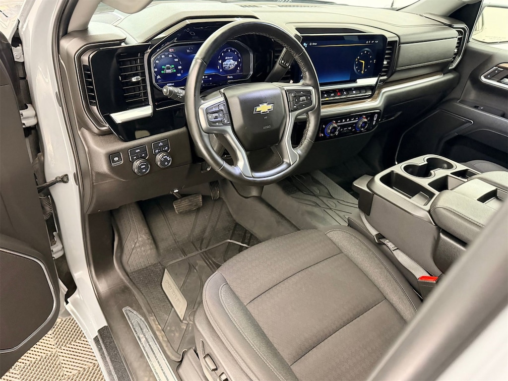 Used 2024 Chevrolet Silverado 1500 LT Truck