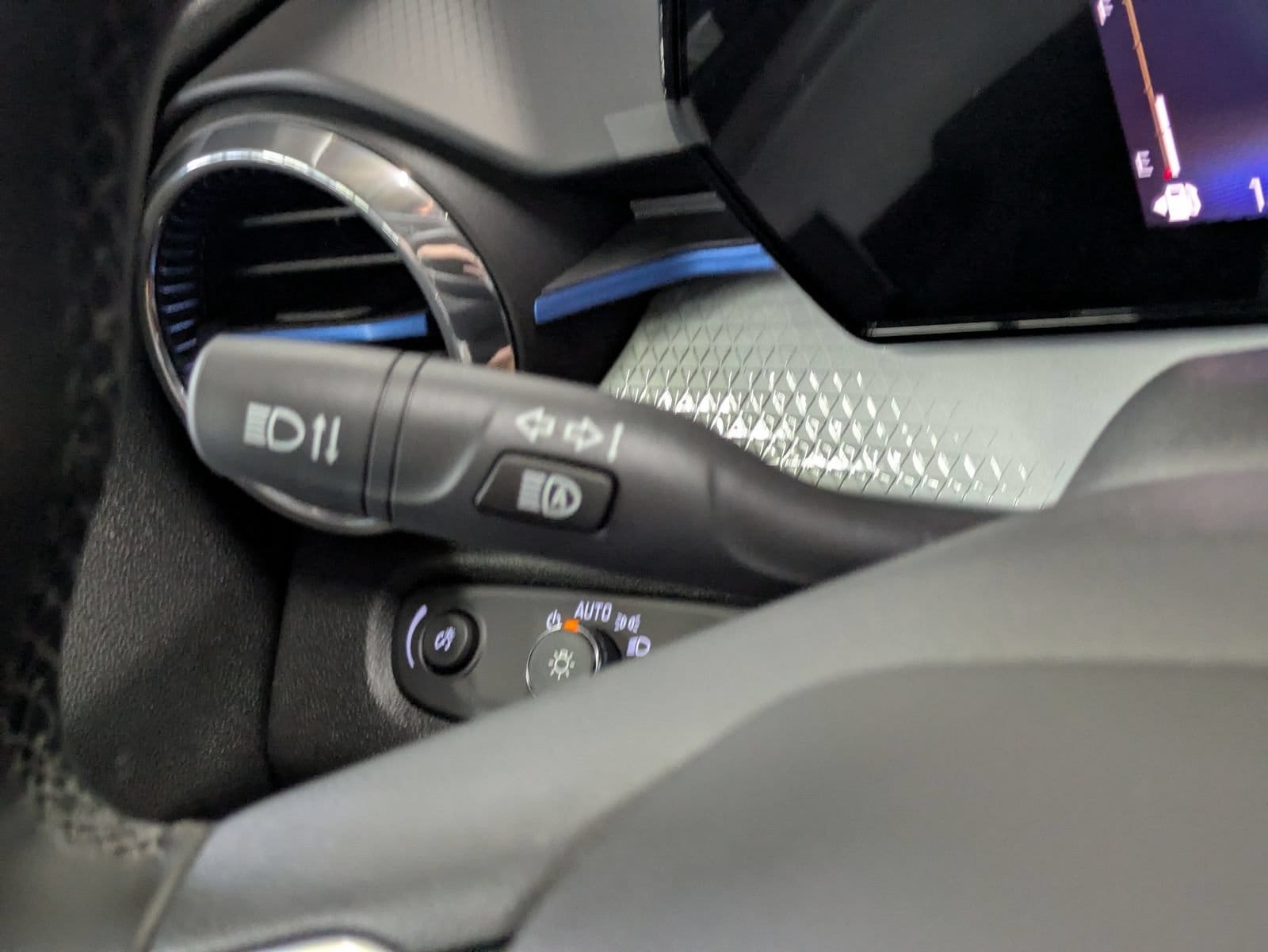 Thumbnail: 2026 Chevrolet Trax - 27