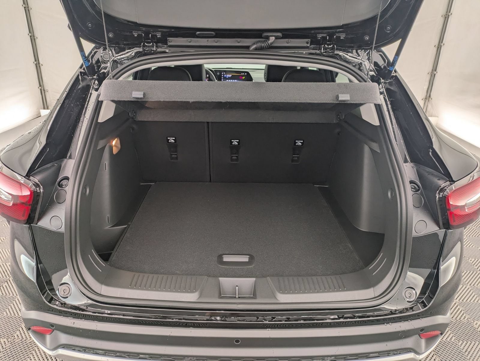 2026 Chevrolet Trax LT - Photo 32