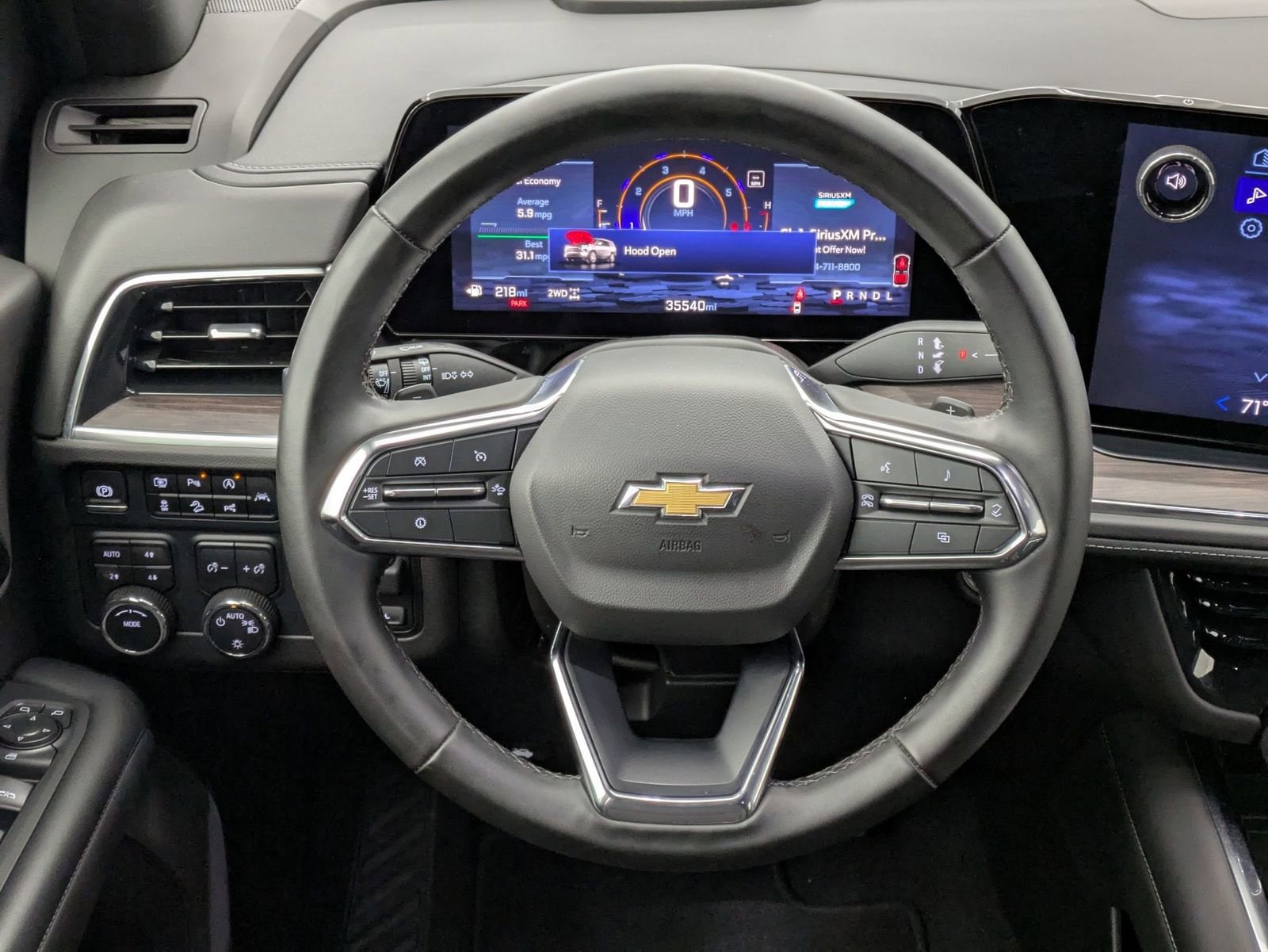 Thumbnail: 2025 Chevrolet Suburban - 21