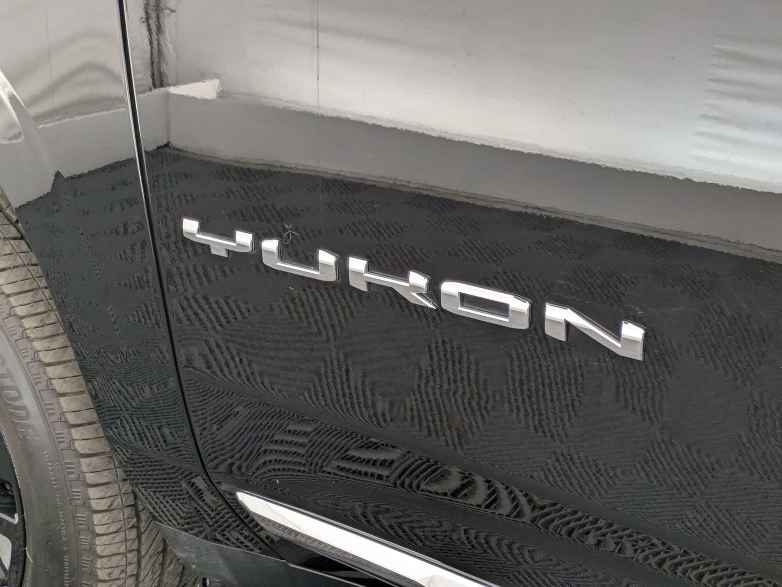 Thumbnail: 2023 GMC Yukon - 10