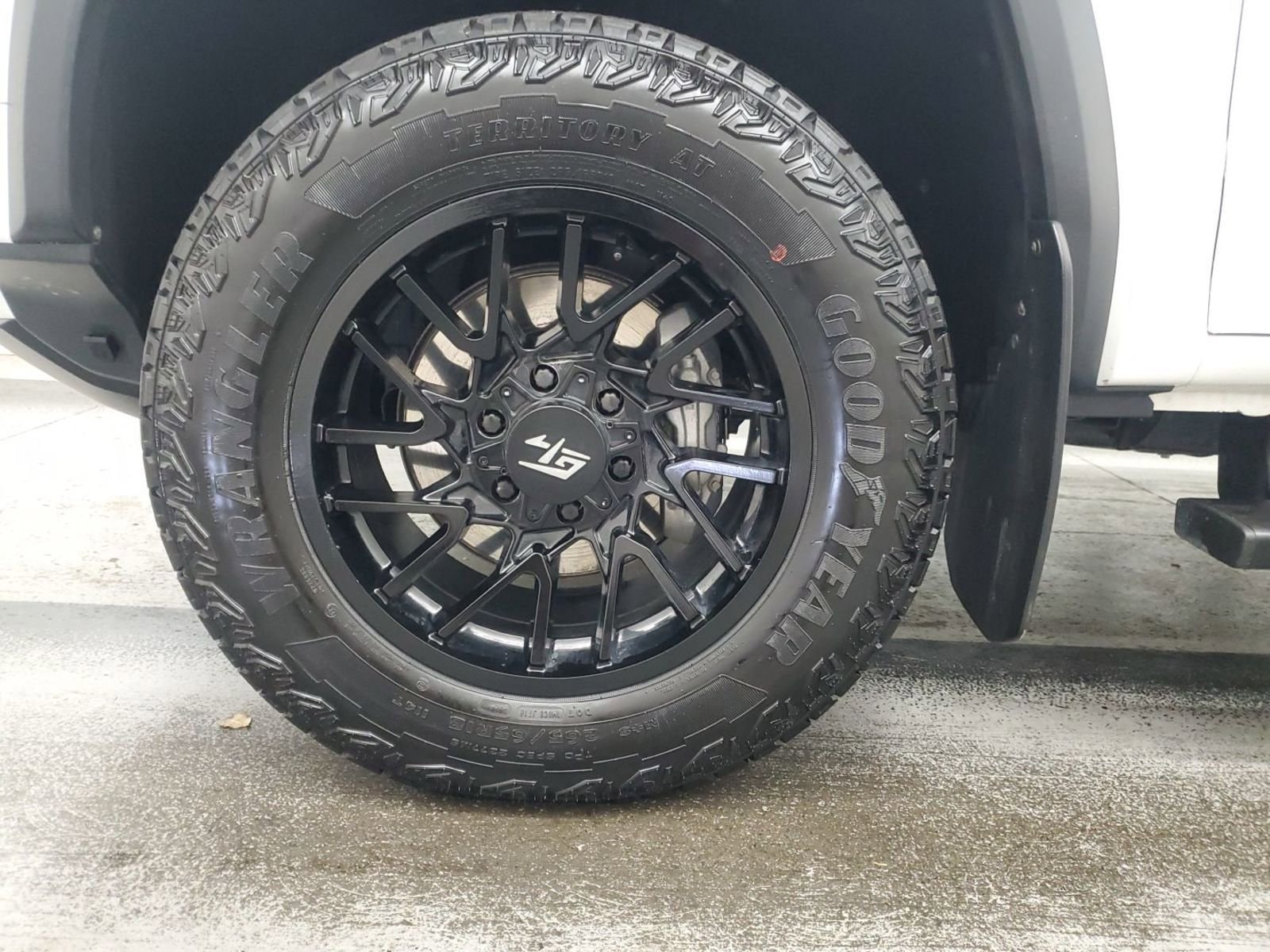 Thumbnail: 2024 GMC Canyon - 7