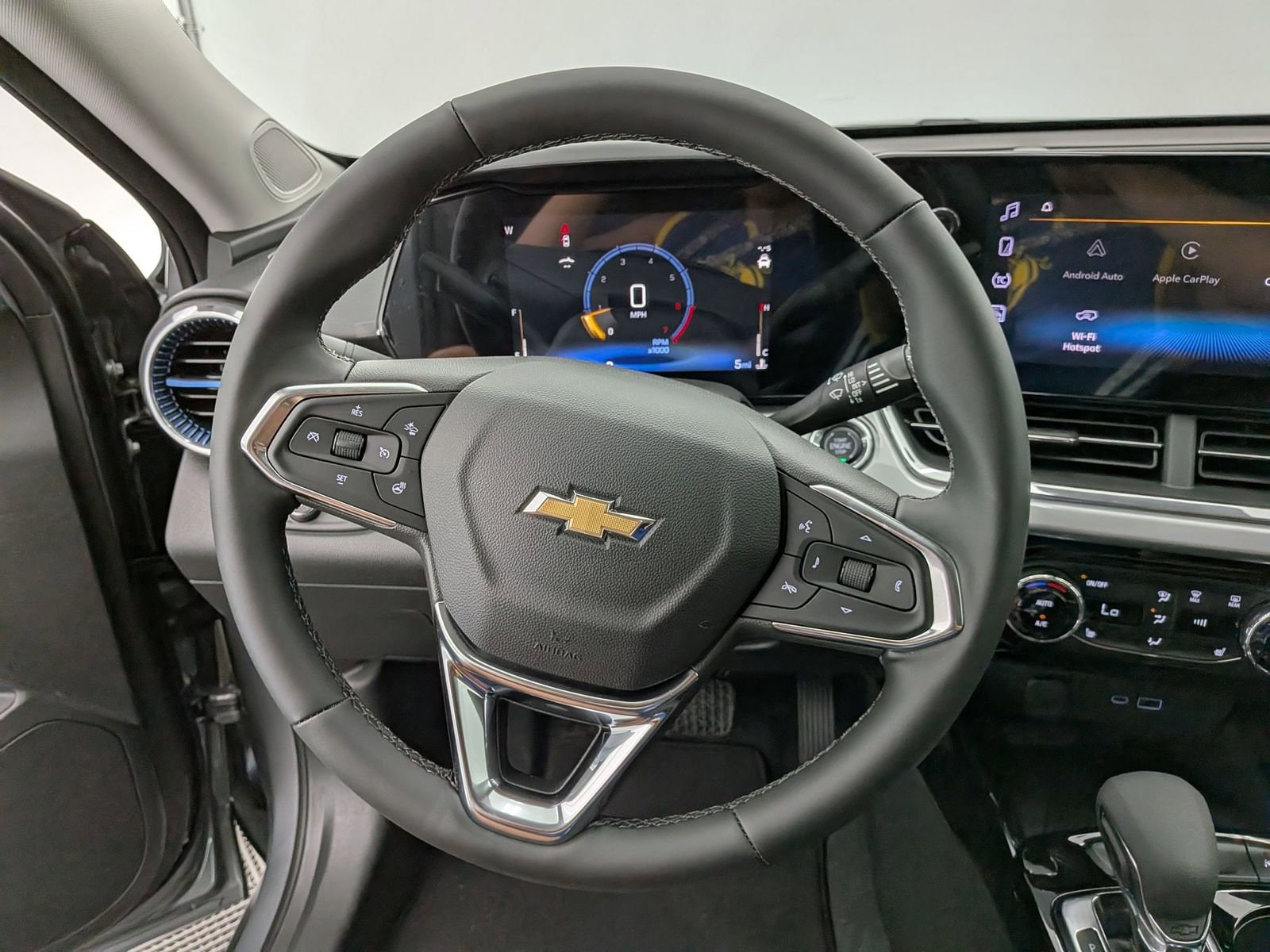 Thumbnail: 2026 Chevrolet Trax - 23